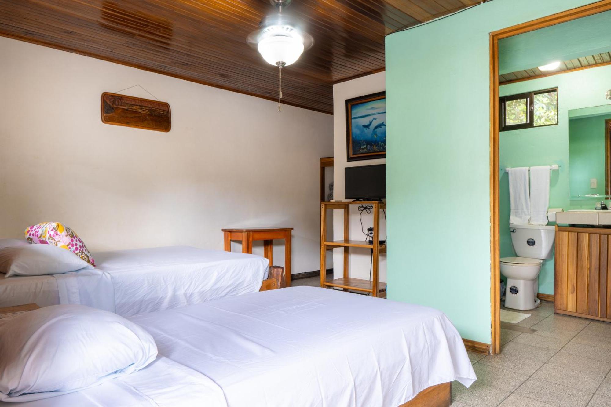 Cabinas Arrecife Cahuita Luaran gambar