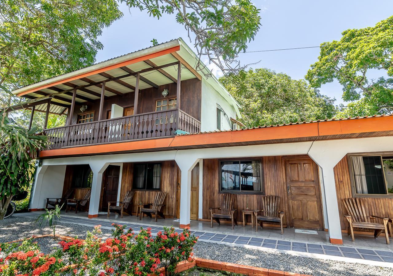 Cabinas Arrecife Cahuita Luaran gambar