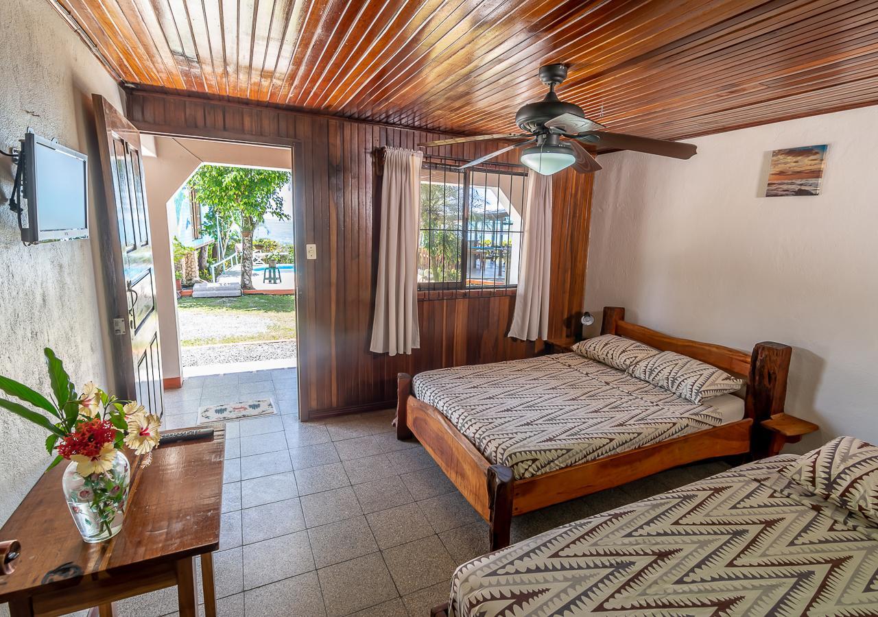 Cabinas Arrecife Cahuita Luaran gambar